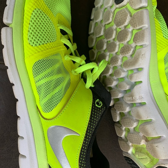 RARE Nike FLEX run 2014 Like NEW 9 - Picture 6 of 8